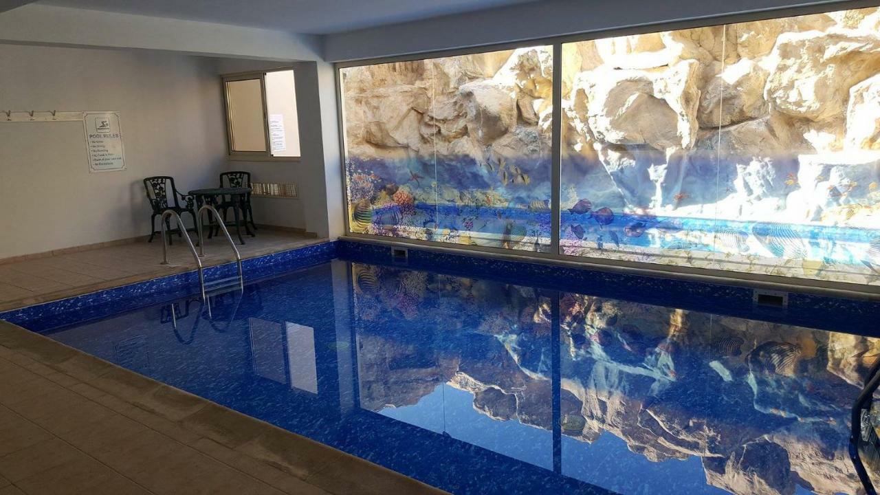 2 Bedroom Poolside Apartment E9 Пея Екстериор снимка